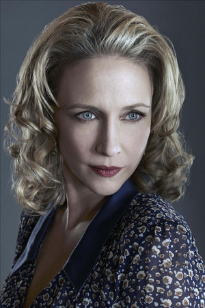 Vera Farmiga photo