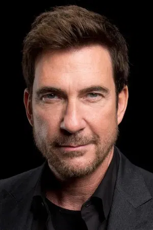 Dylan McDermott photo