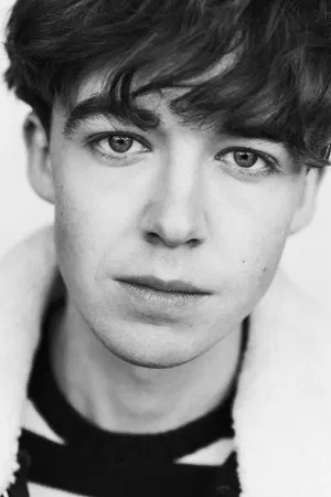 Alex Lawther photo