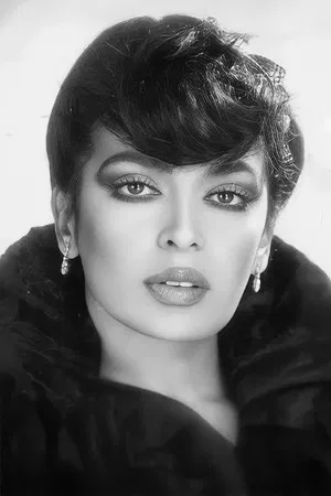 Zerrin Egeliler photo