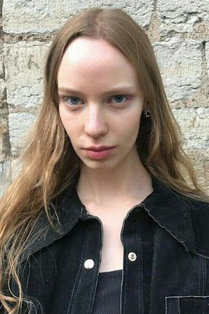 Jette Loona Hermanis photo