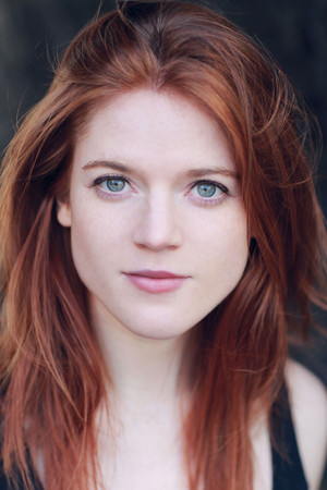 Rose Leslie photo