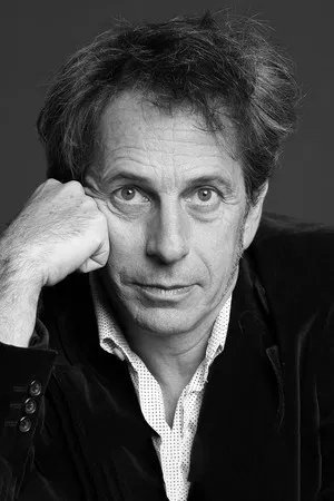 Alfredo Castro photo