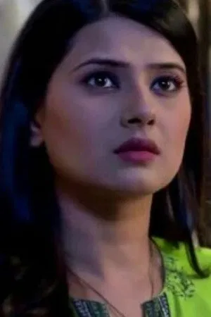 Kratika Sengar photo