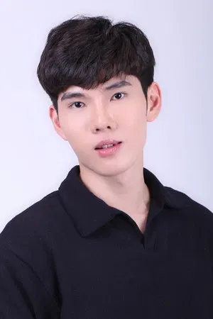 Mix Chayut Amatayakun photo