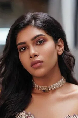 Dushara Vijayan photo