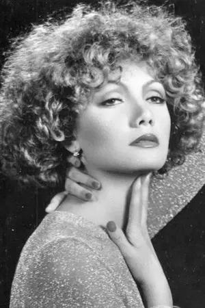 Sezer Güvenirgil photo