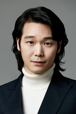 Yoon Jeong-seop photo