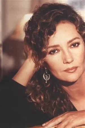 Caroline Cellier photo