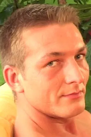 Kiefer Sullivan photo