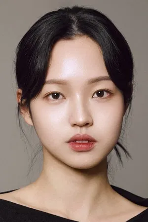 Kim Min-jung photo