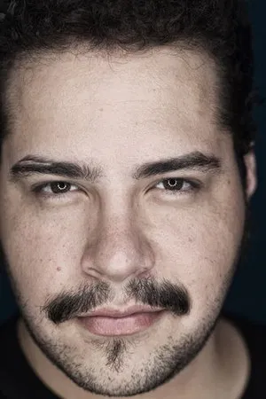 Tiago Abravanel photo