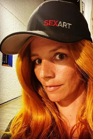 Ariel Piper Fawn photo