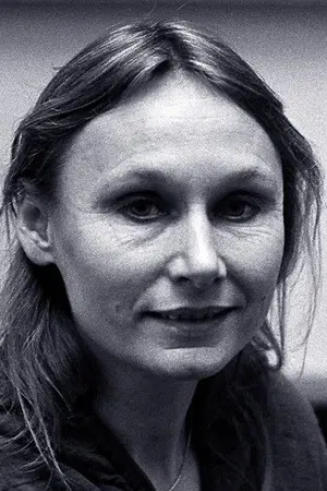 Angela Pleasence photo