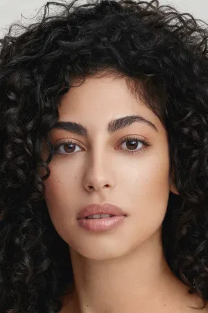 Mina El Hammani photo