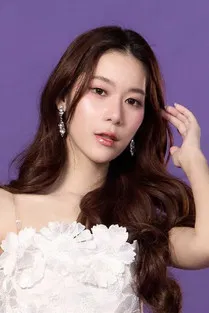 Preeyaphat Lawsuwansiri photo