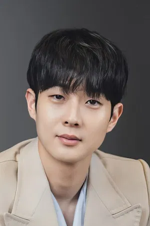 Choi Woo-shik photo