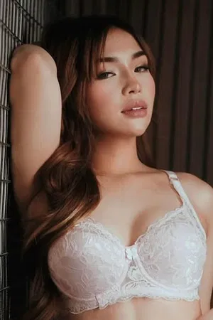 Reina Castillo photo