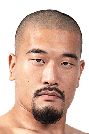 Kazusada Higuchi photo