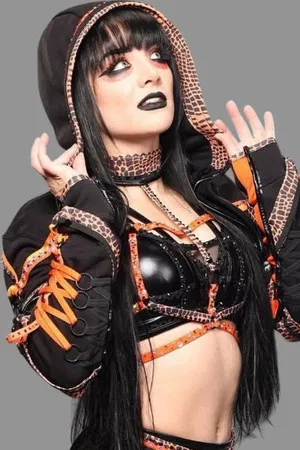 Natalie Holland photo