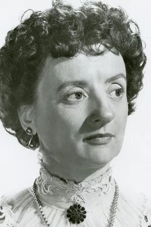Mildred Natwick photo