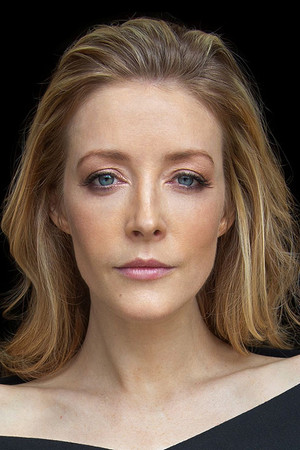 Jennifer Finnigan photo