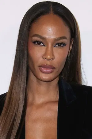 Joan Smalls photo