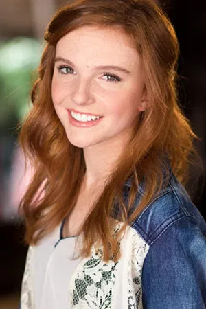 Kyra Elise Gardner photo