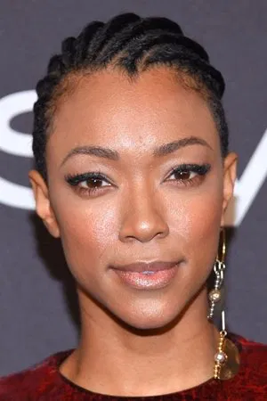 Sonequa Martin-Green photo