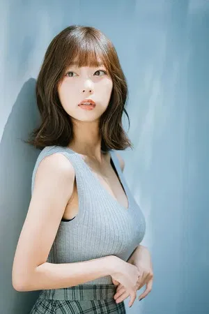 Hikaru Aoyama photo