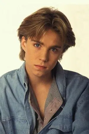 Jonathan Brandis photo