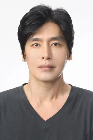 Choi Sung-kook photo