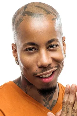 Antino Crowley-Kamenwati photo