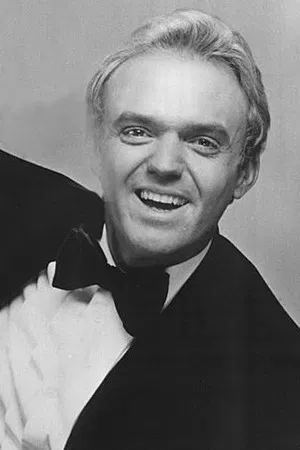 Wayland Flowers photo