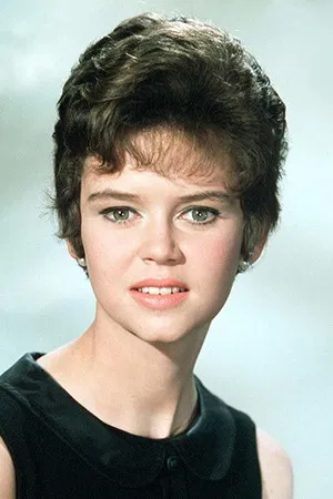 Gabrielle Drake photo