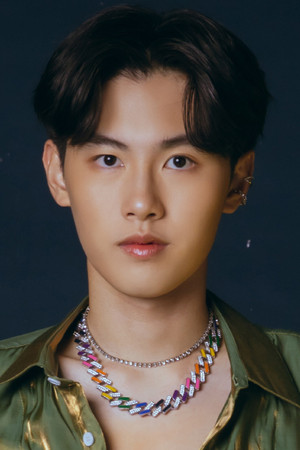 Theepakorn Kwanboon photo