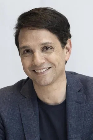 Ralph Macchio photo