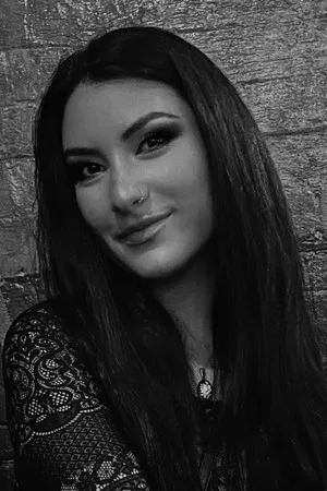 Victoria Knight photo