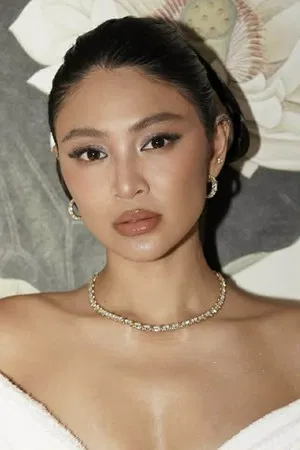 Nadine Lustre photo