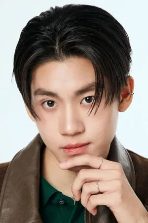 Poomsuwan suwansatit photo