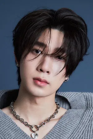 Pharinyakorn Khansawa photo