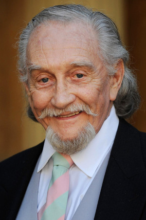Roy Dotrice photo