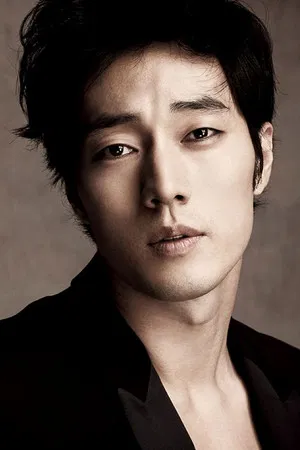 So Ji-sub photo