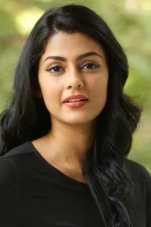Anisha Ambrose photo
