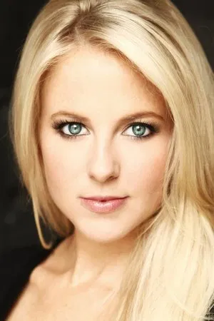 Chelan Simmons photo