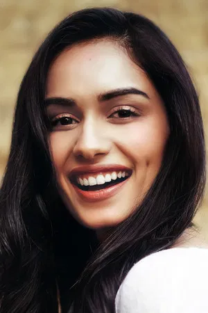 Manushi Chhillar photo