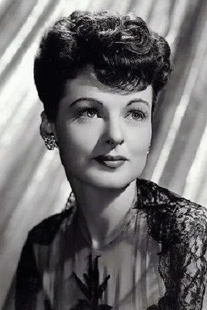 Ruth Hussey photo