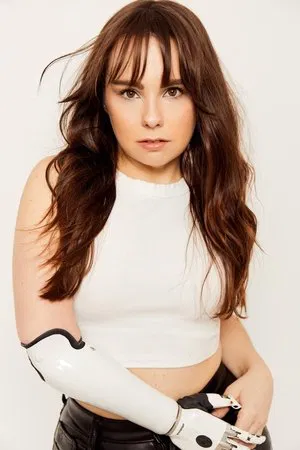 Kiersten Kelly photo