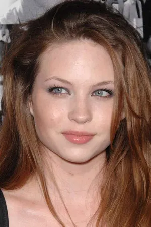Daveigh Chase photo