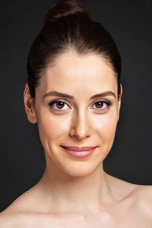 Gözde Türkpençe photo